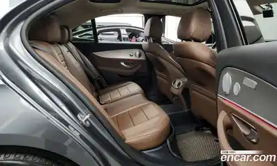 Mercedes-Benz E-Class 2017 2.0 Автомат в Москве № 494203, миниатюра 12