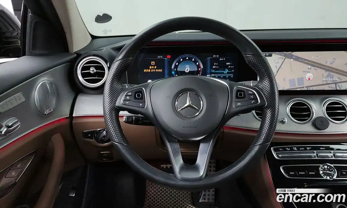 Mercedes-Benz E-Class 2017 2.0 Автомат в Москве № 494203, фото 13