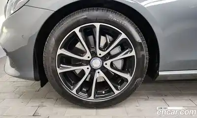 Mercedes-Benz E-Class 2017 2.0 Автомат в Москве № 494203, миниатюра 5