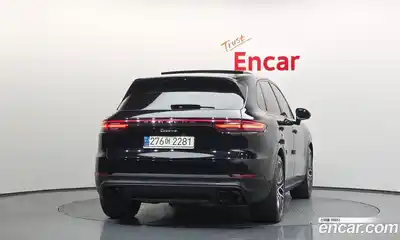 Porsche Cayenne 2021 3.0 Автомат в Москве № 498179, миниатюра 4