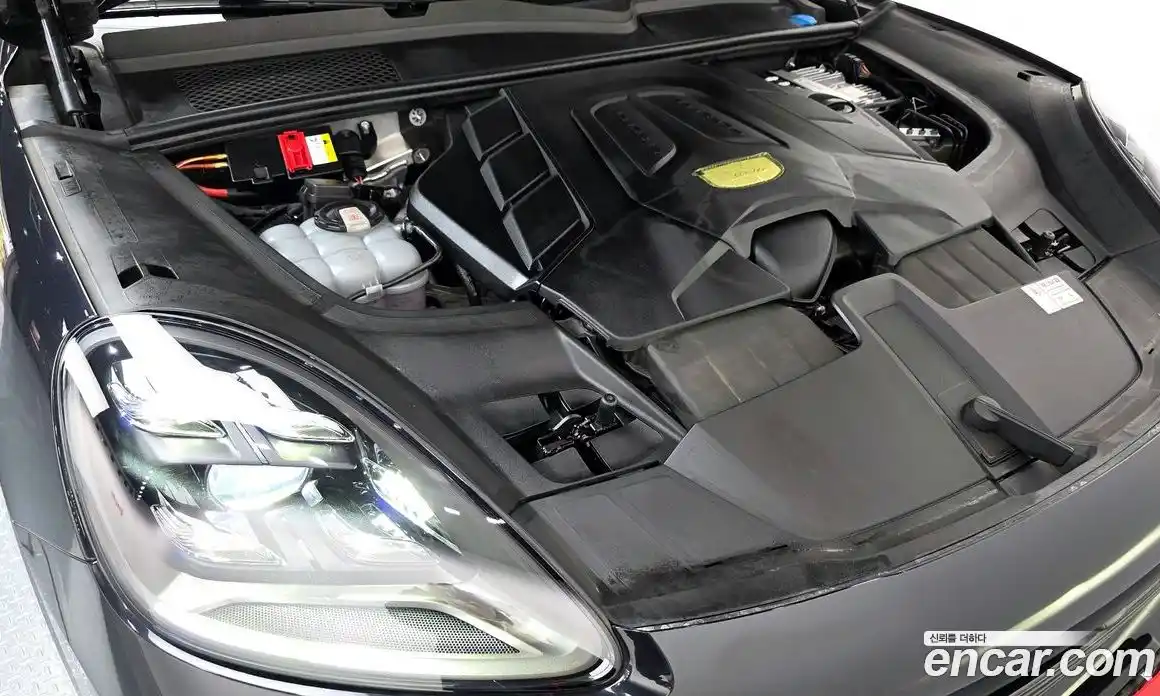 Porsche Cayenne 2021 3.0 Автомат в Москве № 498179, фото 6