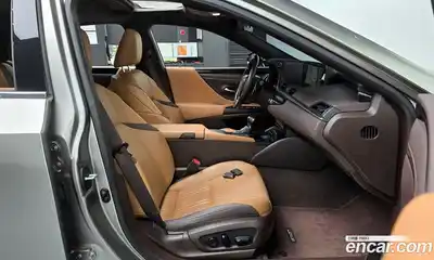 Lexus ES 2021 2.5 Автомат в Москве № 499728, миниатюра 9