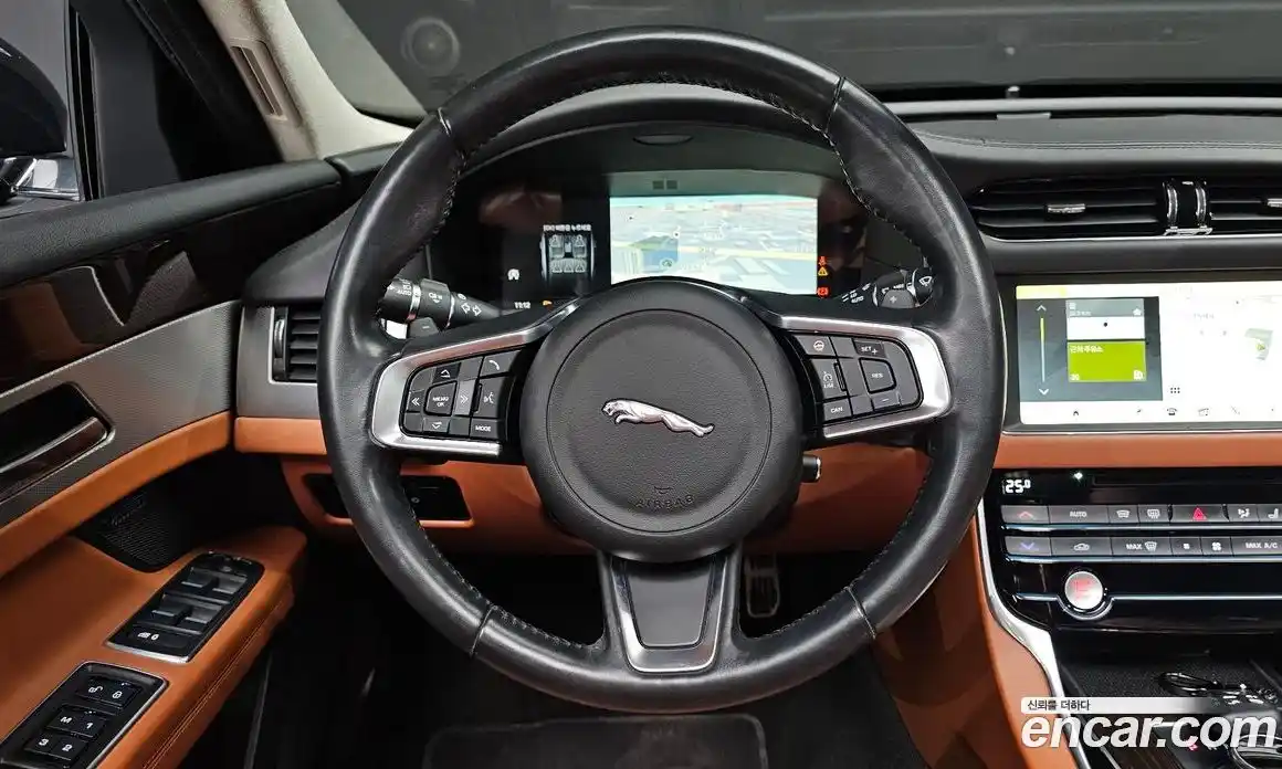 Jaguar XF 2019 2.0 Автомат в Москве № 500227, фото 13