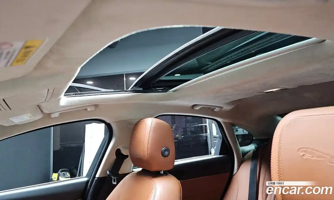 Jaguar XF 2019 2.0 Автомат в Москве № 500227, фото 19