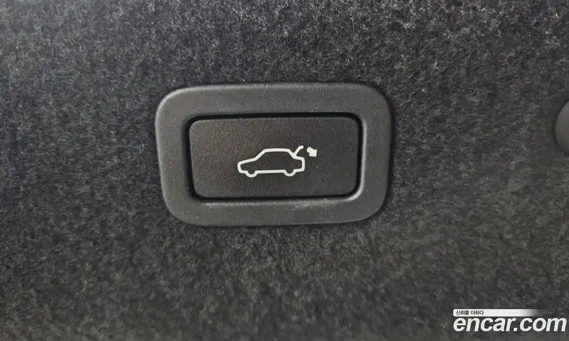 Jaguar XF 2019 2.0 Автомат в Москве № 500227, фото 20