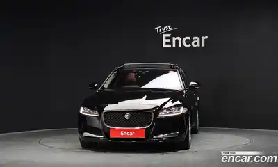Jaguar XF 2019 2.0 Автомат в Москве № 500227, миниатюра 3