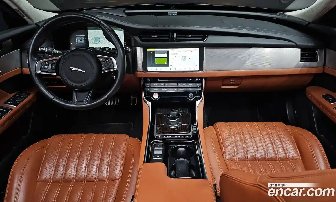 Jaguar XF 2019 2.0 Автомат в Москве № 500227, фото 7