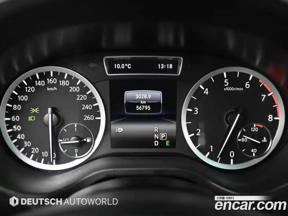 Infiniti Q30 2017 2.0 Автомат в Москве № 500419, фото 8