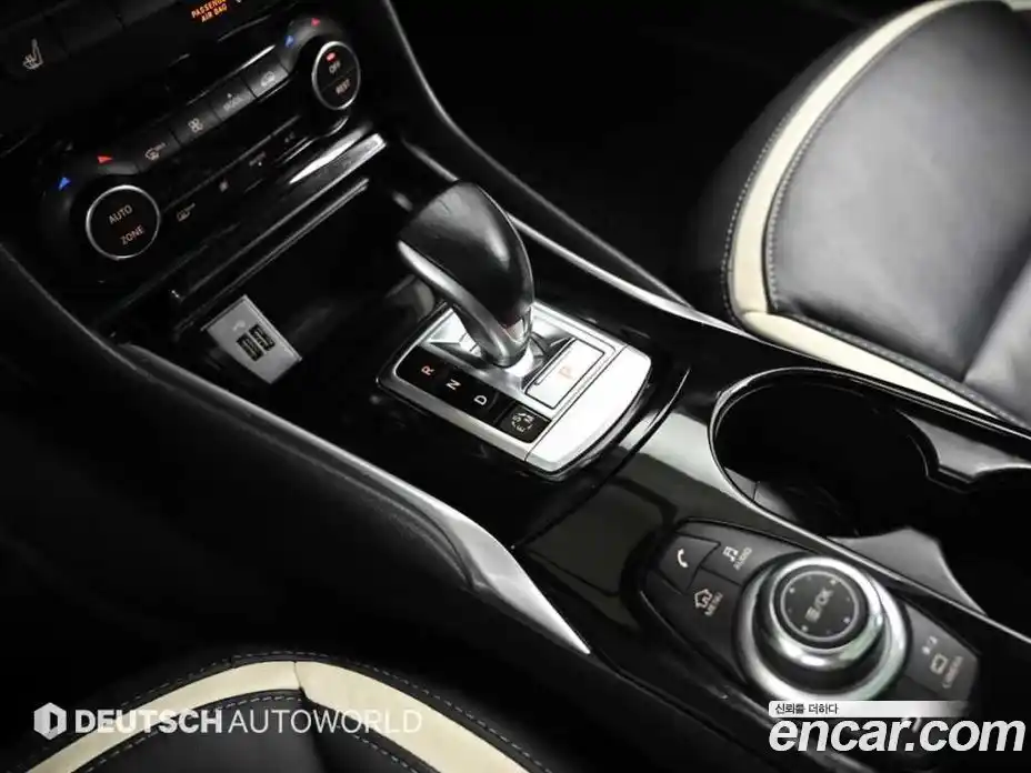 Infiniti Q30 2017 2.0 Автомат в Москве № 500419, фото 9