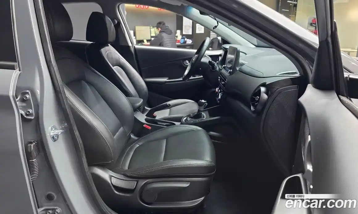 Hyundai Kona 2023 1.6 Автомат в Москве № 517874, фото 11