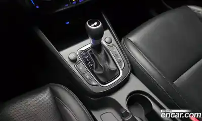 Hyundai Kona 2023 1.6 Автомат в Москве № 517874, миниатюра 9