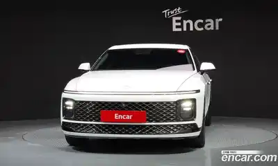 Hyundai Grandeur 2023 2.5 Автомат в Москве № 518366, миниатюра 3