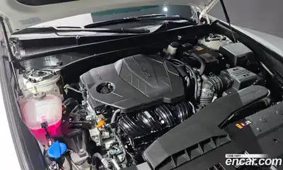 Hyundai Grandeur 2023 2.5 Автомат в Москве № 518366, миниатюра 6