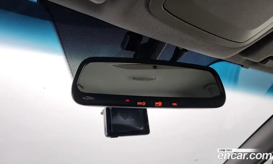 SsangYong Korando 2013 2.0 Механическая в Москве № 518772, фото 18