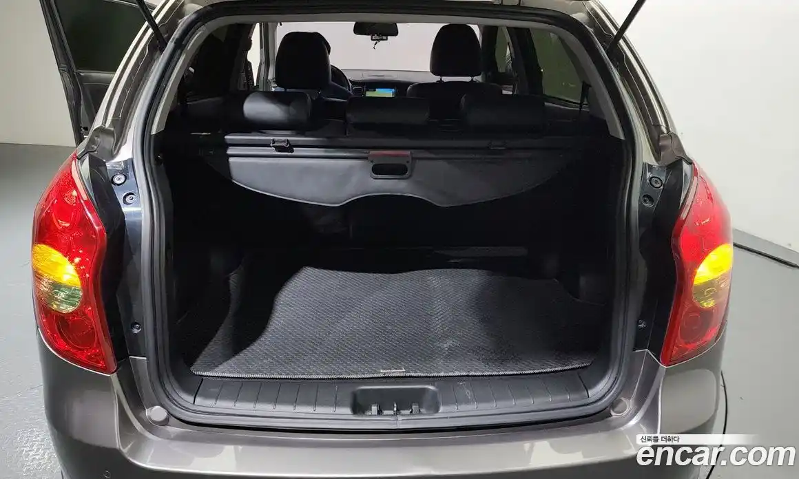 SsangYong Korando 2013 2.0 Механическая в Москве № 518772, фото 20