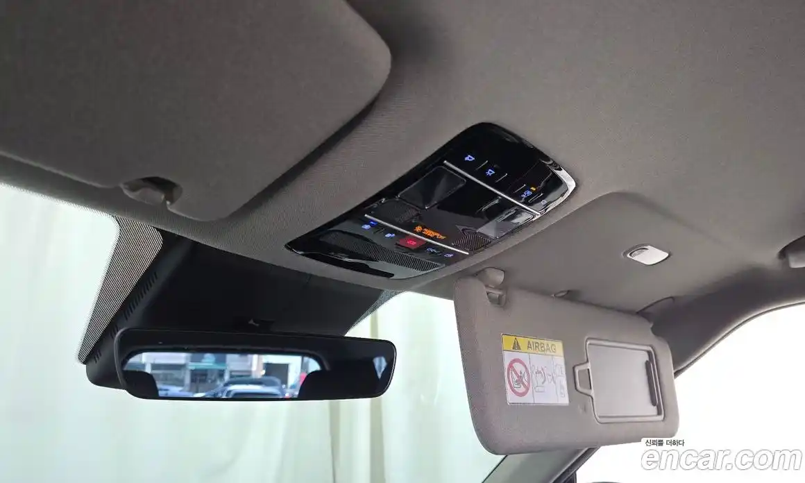 Hyundai Santa Fe 2024 2.5 Автомат в Москве № 518840, фото 16