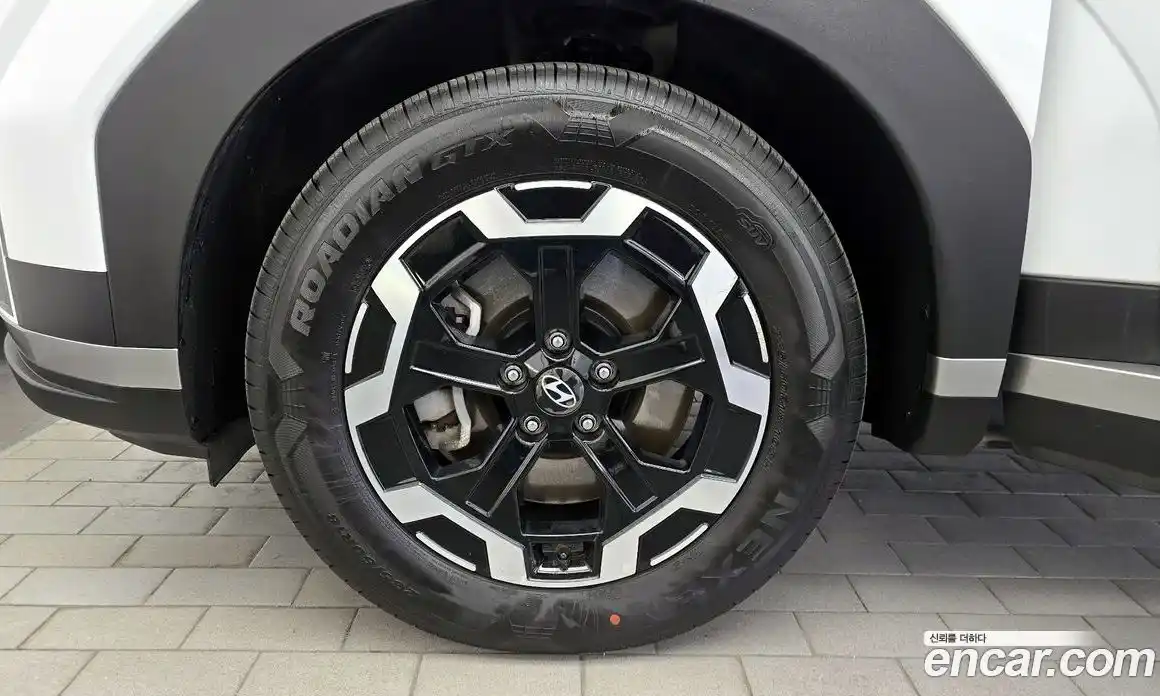 Hyundai Santa Fe 2024 2.5 Автомат в Москве № 518840, фото 4