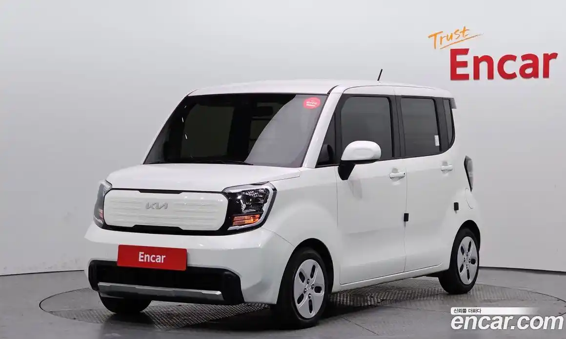 Kia Ray 2023 1.0 Автомат в Москве № 519892, фото 1