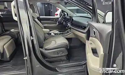 Kia Canival 2024 3.5 Автомат в Москве № 520211, миниатюра 11