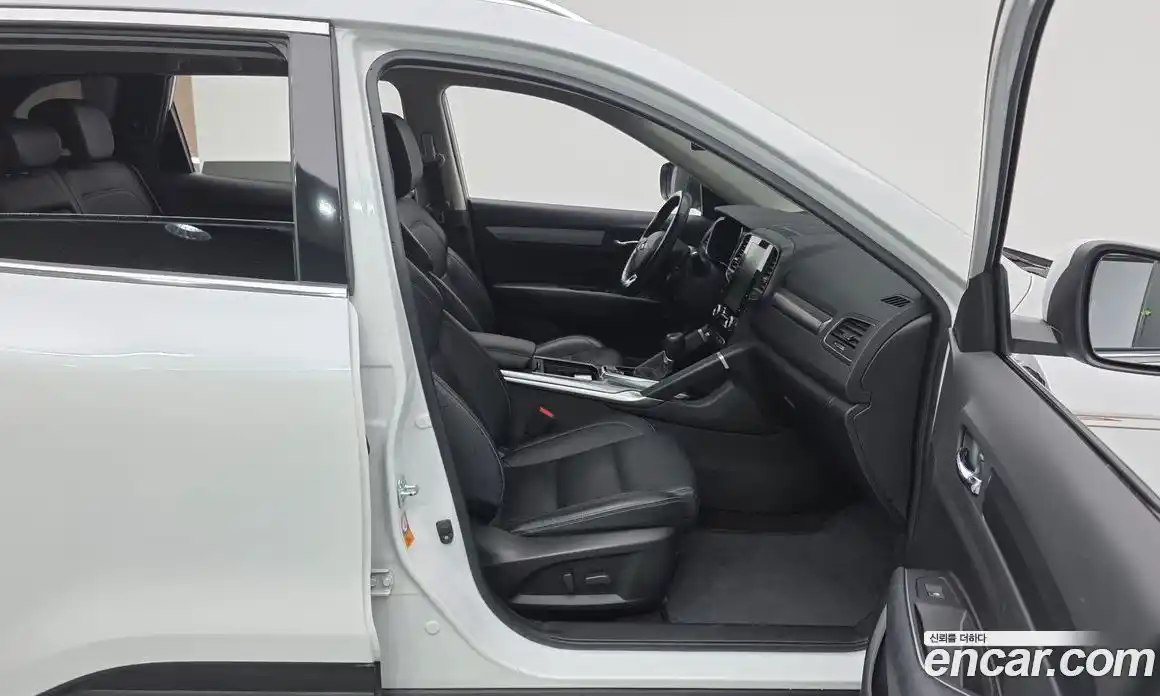 Renault QM6 2022 2.0 Автомат в Москве № 521383, фото 11