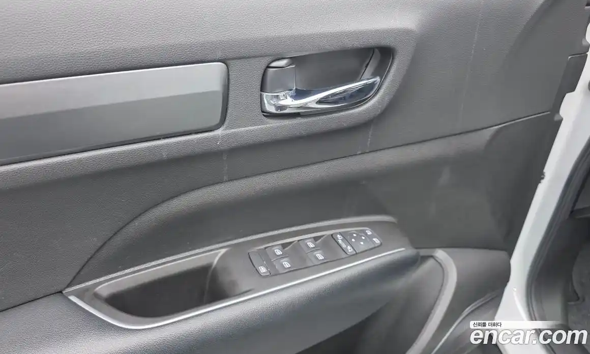 Renault QM6 2022 2.0 Автомат в Москве № 521383, фото 14