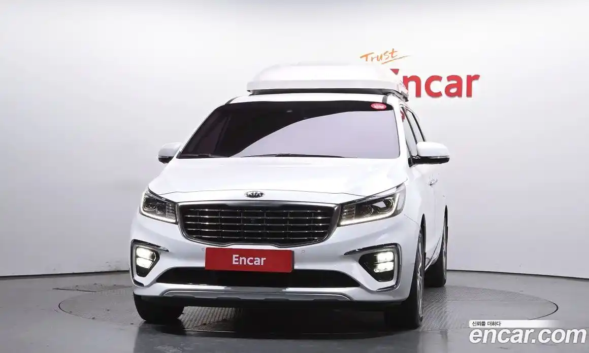 Kia Canival 2019 3.3 Автомат в Москве № 521826, фото 3
