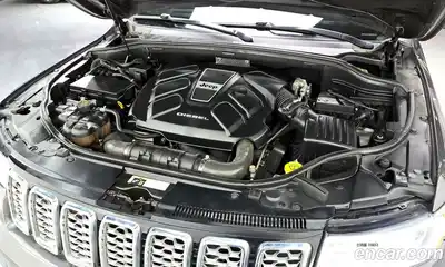 Jeep Cherokee 2019 3.0 Автомат в Москве № 522293, миниатюра 6