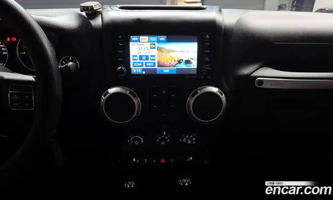 Jeep Wrangler 2013 2.8 Автомат в Москве № 522365, фото 17