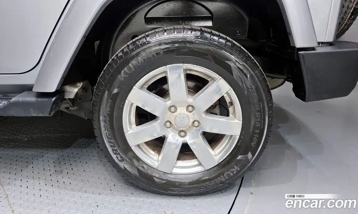 Jeep Wrangler 2013 2.8 Автомат в Москве № 522365, фото 5