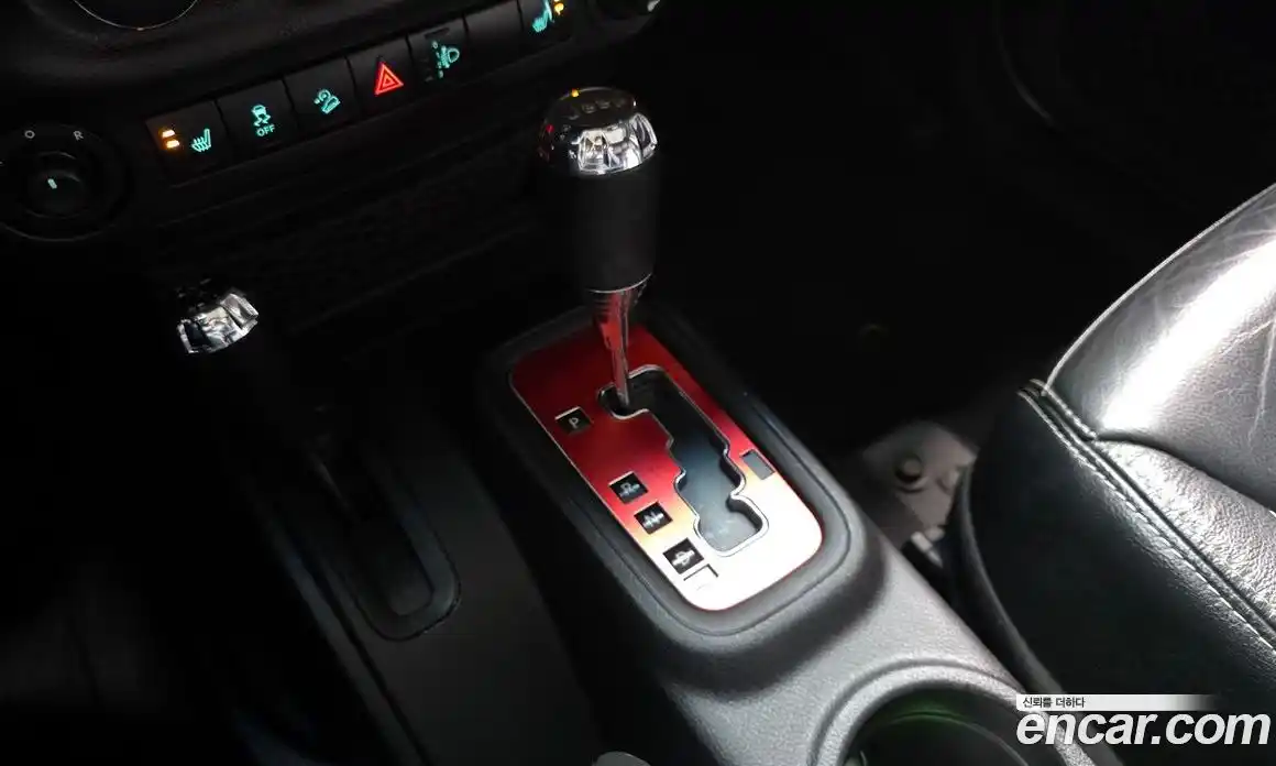 Jeep Wrangler 2013 2.8 Автомат в Москве № 522365, фото 9