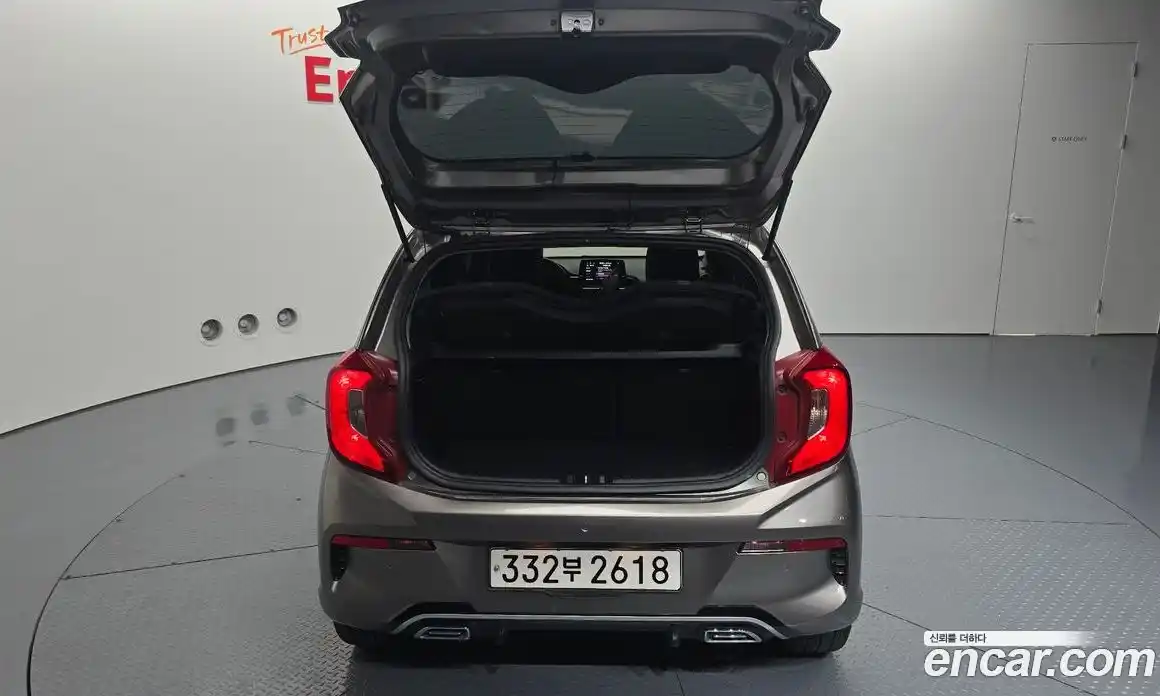 Kia Morning 2021 1.0 Автомат в Москве № 522598, фото 20