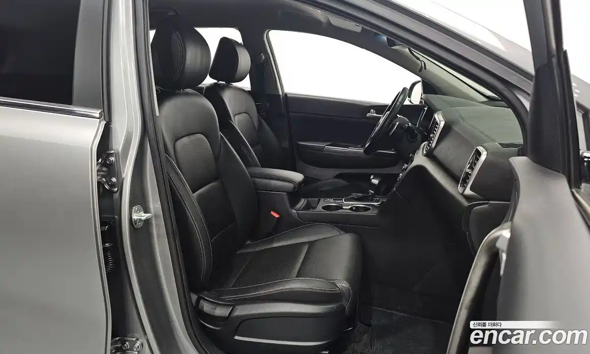 Kia Sportage 2021 2.0 Автомат в Москве № 522690, фото 10