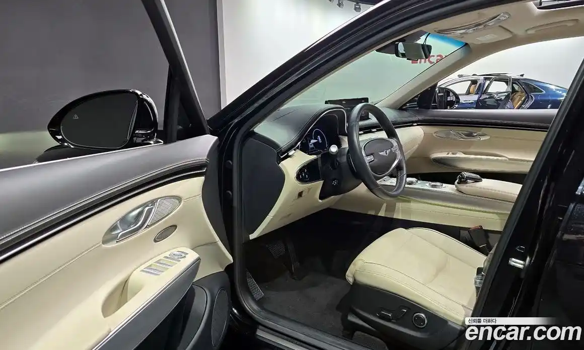 Genesis GV70 2023 2.2 Автомат в Москве № 523578, фото 11