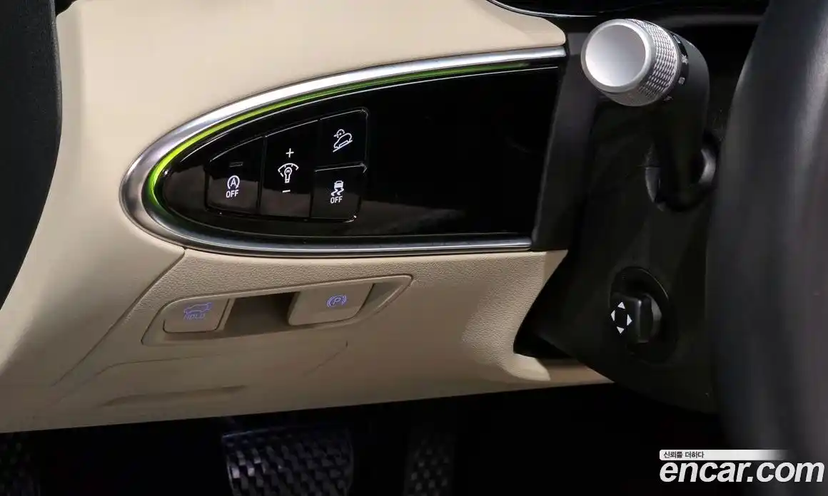 Genesis GV70 2023 2.2 Автомат в Москве № 523578, фото 14