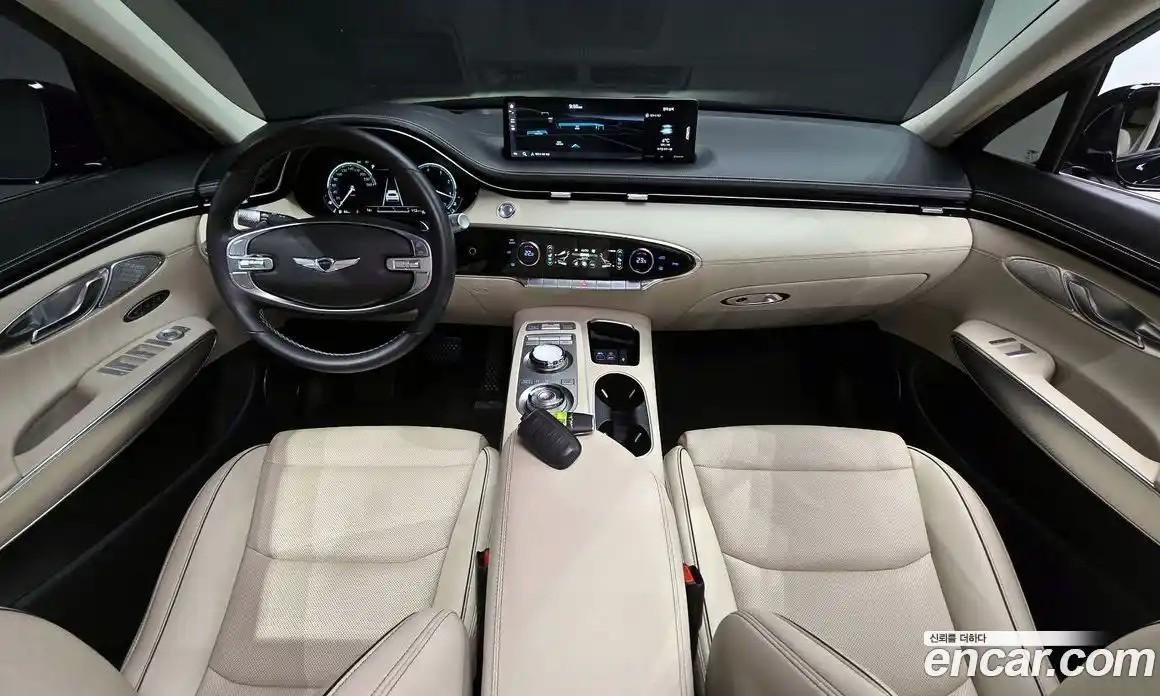 Genesis GV70 2023 2.2 Автомат в Москве № 523578, фото 7