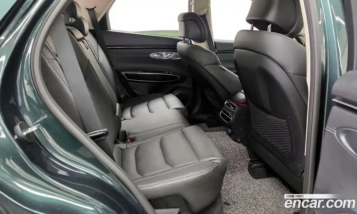 Genesis GV70 2023 2.5 Автомат в Москве № 523709, фото 12