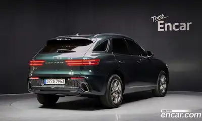 Genesis GV70 2023 2.5 Автомат в Москве № 523709, миниатюра 2
