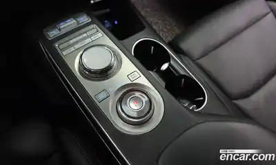 Genesis GV70 2023 2.5 Автомат в Москве № 523709, миниатюра 9