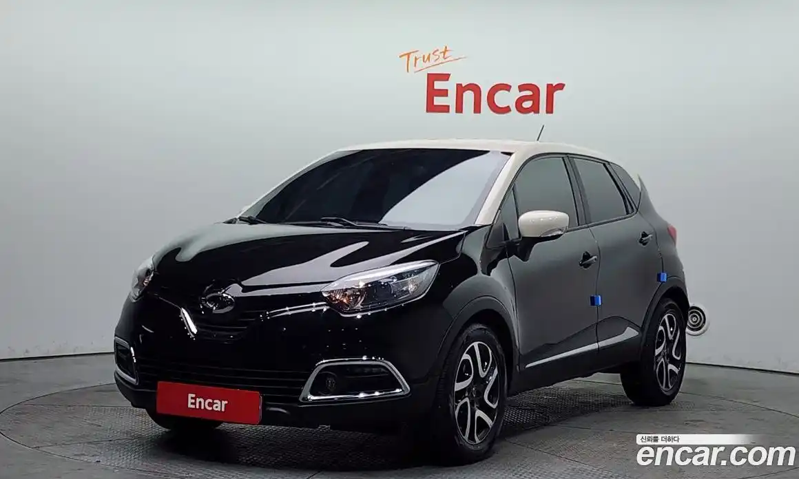 Renault QM3 2015 1.5 Автомат в Москве № 523896, фото 1