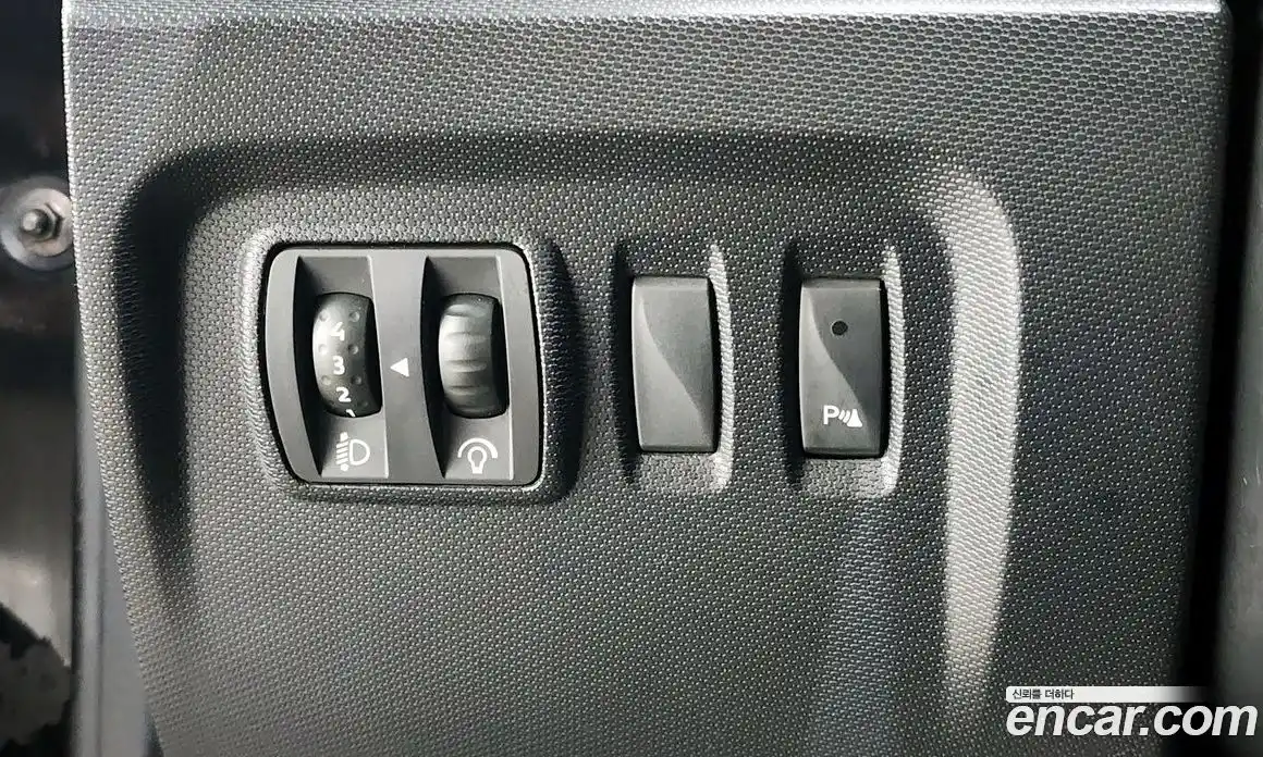 Renault QM3 2015 1.5 Автомат в Москве № 523896, фото 14