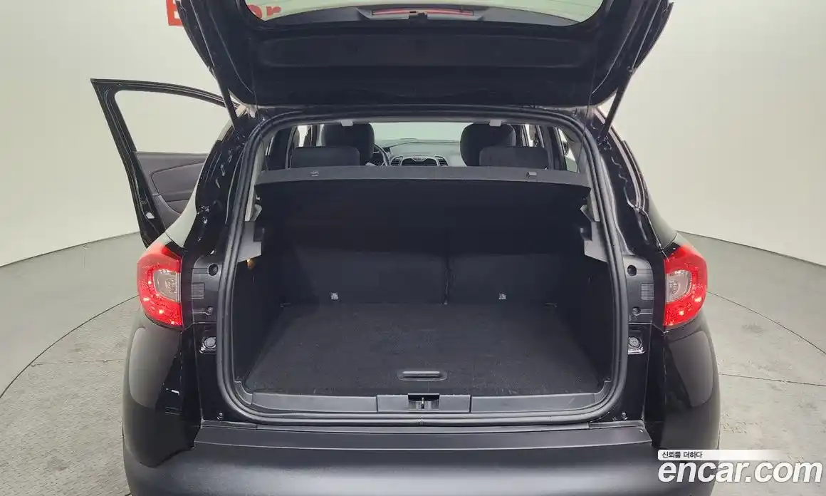 Renault QM3 2015 1.5 Автомат в Москве № 523896, фото 20