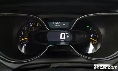 Renault QM3 2015 1.5 Автомат в Москве № 523896, миниатюра 8