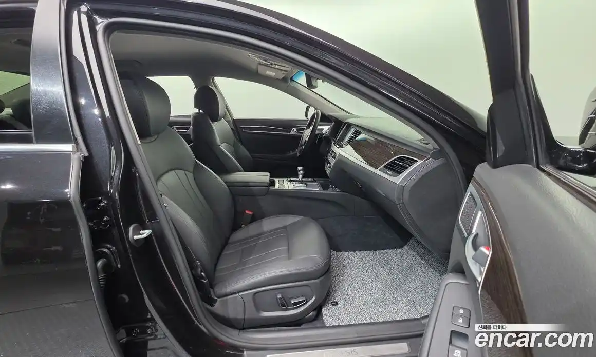 Genesis G80 2019 3.3 Автомат в Москве № 524293, фото 10