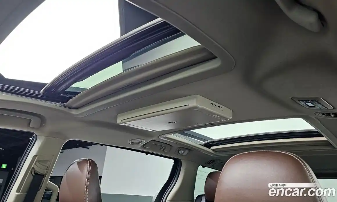 Toyota Sienna 2016 3.5 Автомат в Москве № 524764, фото 17