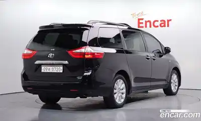 Toyota Sienna 2016 3.5 Автомат в Москве № 524764, миниатюра 2