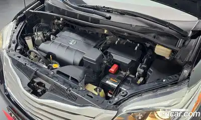 Toyota Sienna 2016 3.5 Автомат в Москве № 524764, миниатюра 6