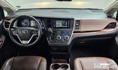 Toyota Sienna 2016 3.5 Автомат в Москве № 524764, миниатюра 7