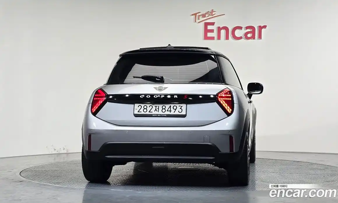 Mini Cooper 2025 2.0 Автомат в Москве № 526018, фото 4