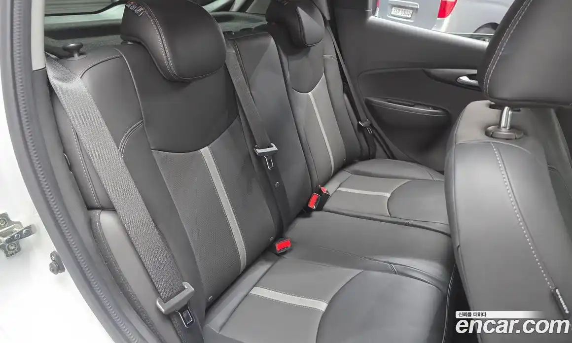 Chevrolet Spark 2021 1.0 Автомат в Москве № 527439, фото 12