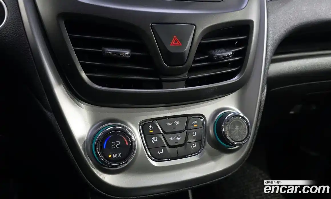 Chevrolet Spark 2016 1.0 Автомат в Москве № 528126, фото 16